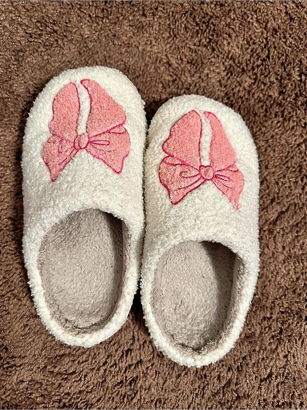 Bow Slippers White & Pink US 8-10